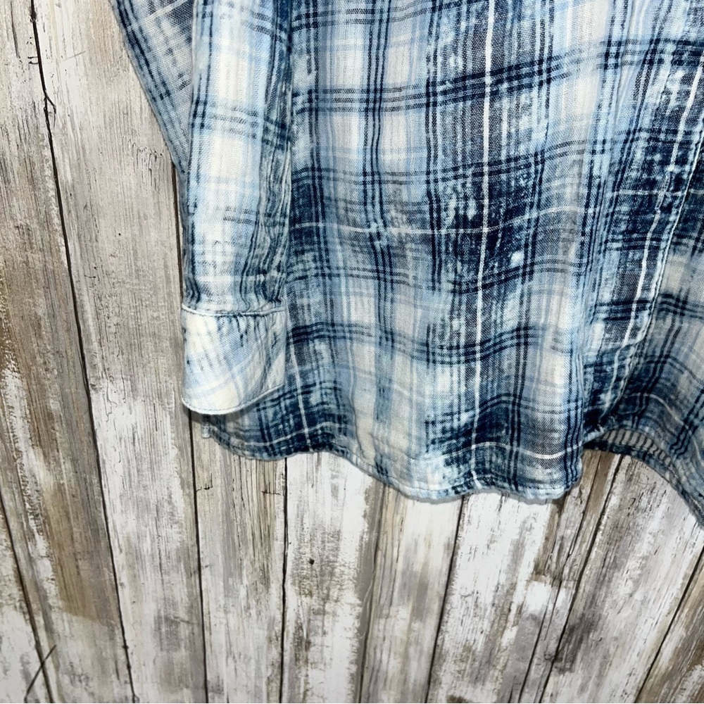 J. Jill Blue Dye Plaid Button Down Stone Wash Blue Women’s Medium - Picture 4 of 7